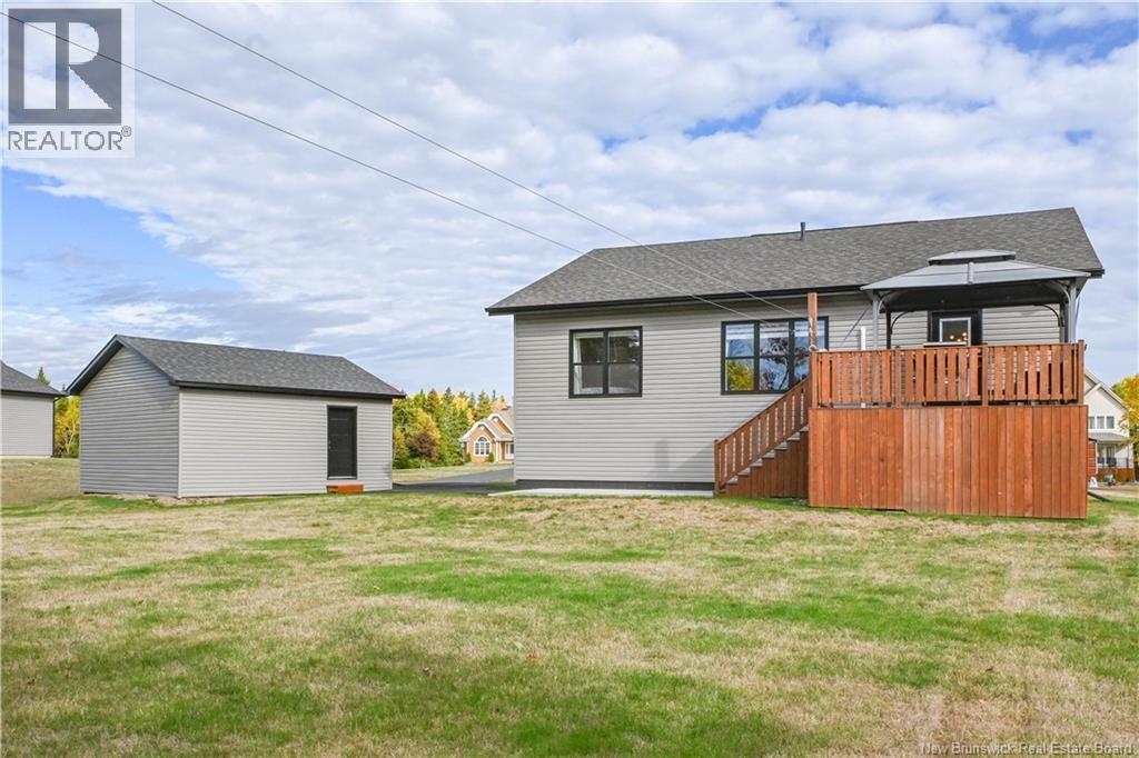 730 Rue Patrick Street, Tracadie, New Brunswick  E1X 1C6 - Photo 8 - NB128624