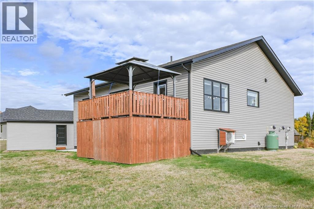 730 Rue Patrick Street, Tracadie, New Brunswick  E1X 1C6 - Photo 9 - NB128624