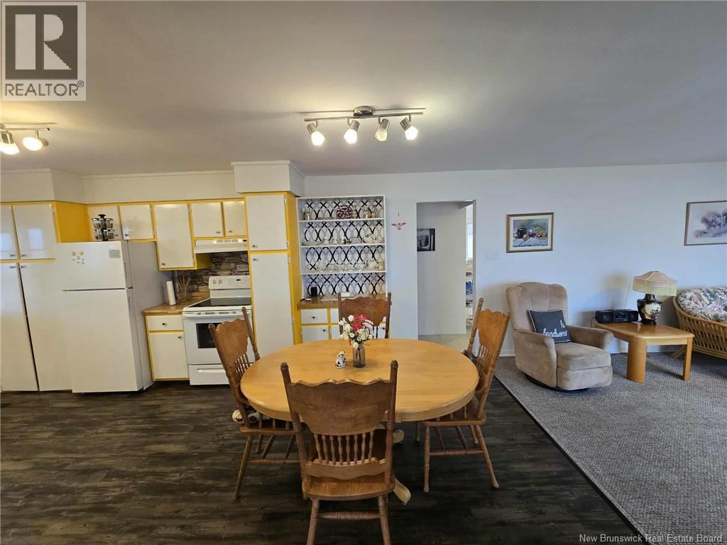 349 Bayshore Drive, Bathurst, New Brunswick  E2A 6A5 - Photo 17 - NB128623