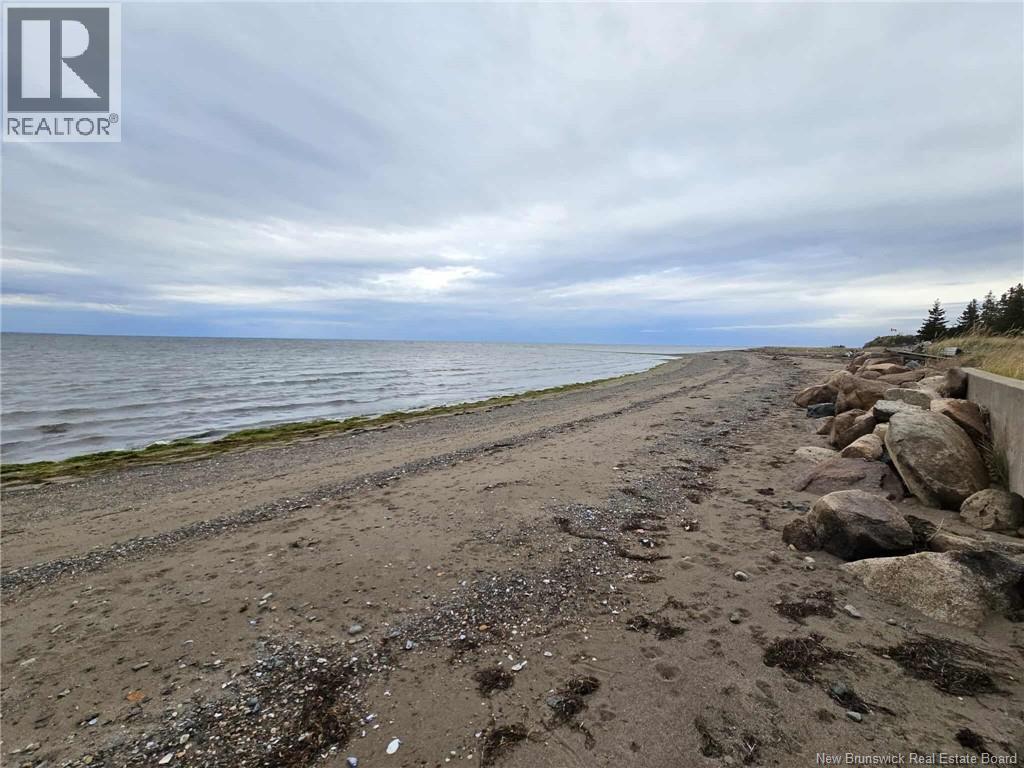 349 Bayshore Drive, Bathurst, New Brunswick  E2A 6A5 - Photo 32 - NB128623