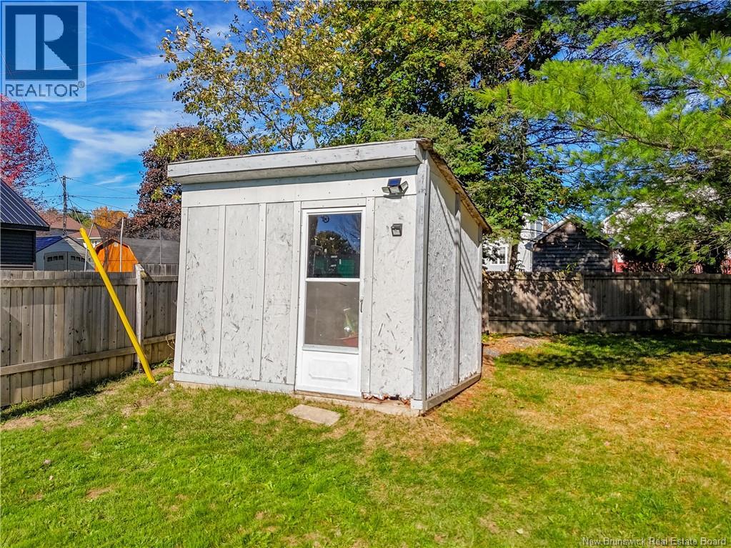 594 Broad Street, Fredericton, New Brunswick  E3A 2L8 - Photo 36 - NB128225