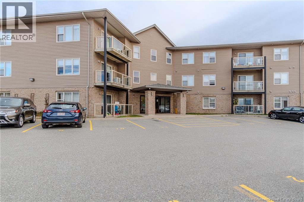 130 Arlington Crescent Unit# 15, Saint John, New Brunswick E2K 0J1 - Photo 2 - NB128526