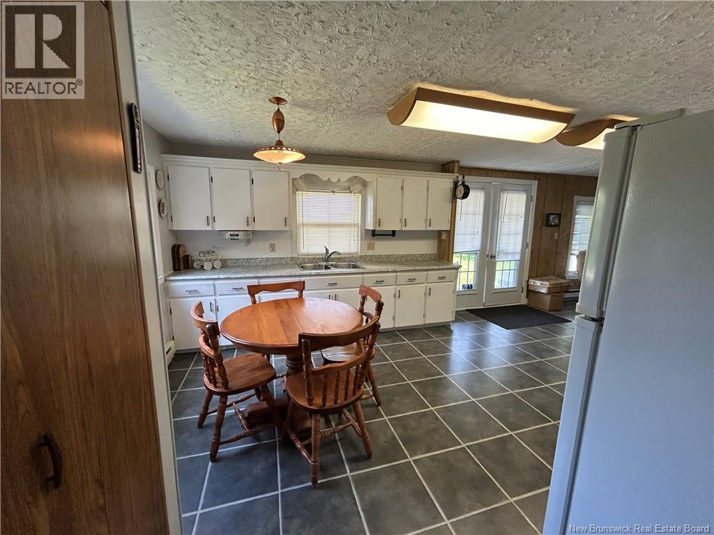 41 Allee Borgitte, Beaubassin East, New Brunswick  E4N 1A3 - Photo 15 - NB128499