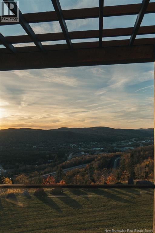 112 De La Falaise Street Unit# 201, Edmundston, New Brunswick E3V 0C4 - Photo 21 - NB128636