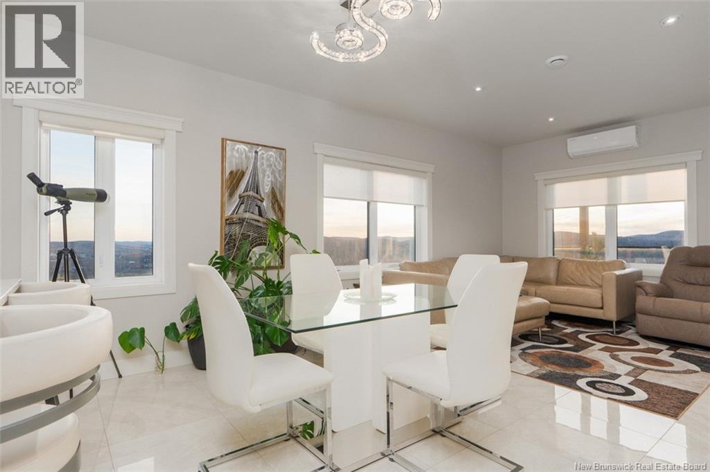 112 De La Falaise Street Unit# 201, Edmundston, New Brunswick E3V 0C4 - Photo 6 - NB128636