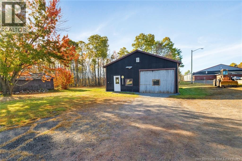 15 Centennial Drive, Minto, New Brunswick  E4B 3S1 - Photo 4 - NB128666