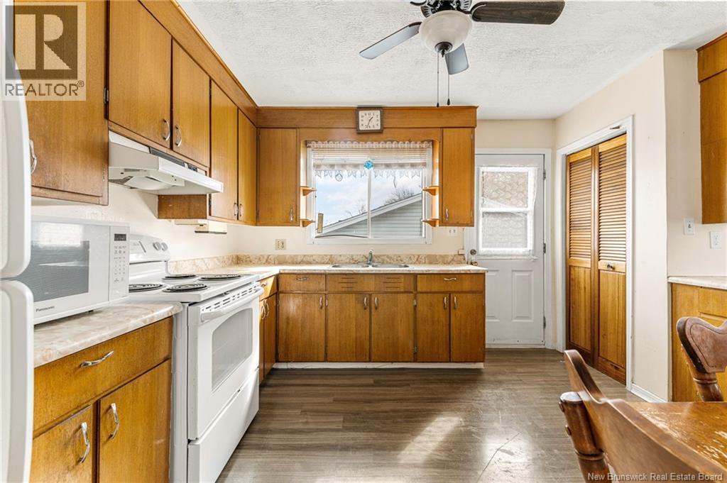 174 Argyle, Moncton, New Brunswick E1C 3V2 - Photo 12 - NB128637