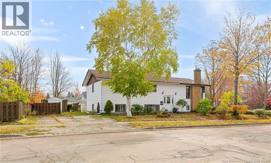 174 Argyle, Moncton, New Brunswick E1C 3V2 - Photo 2 - NB128637