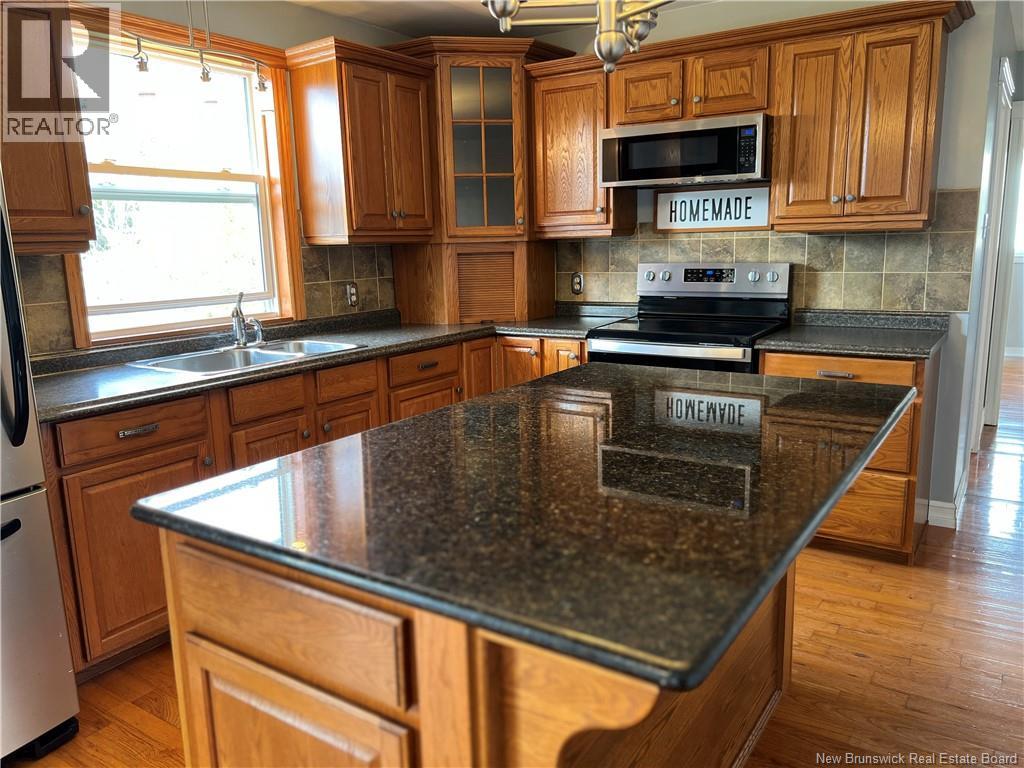 63 Buena Vista Avenue, Saint John, New Brunswick  E2M 2S7 - Photo 20 - NB127974