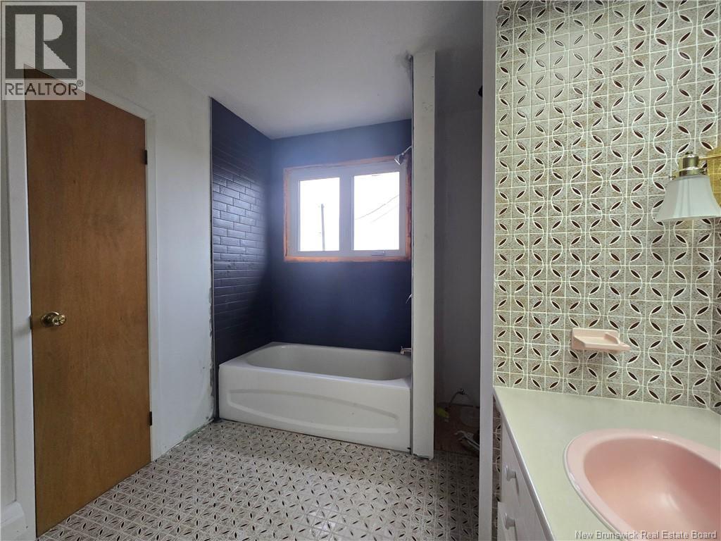 301 Acadie Street, Grande-Anse, New Brunswick  E8N 1B9 - Photo 13 - NB128631