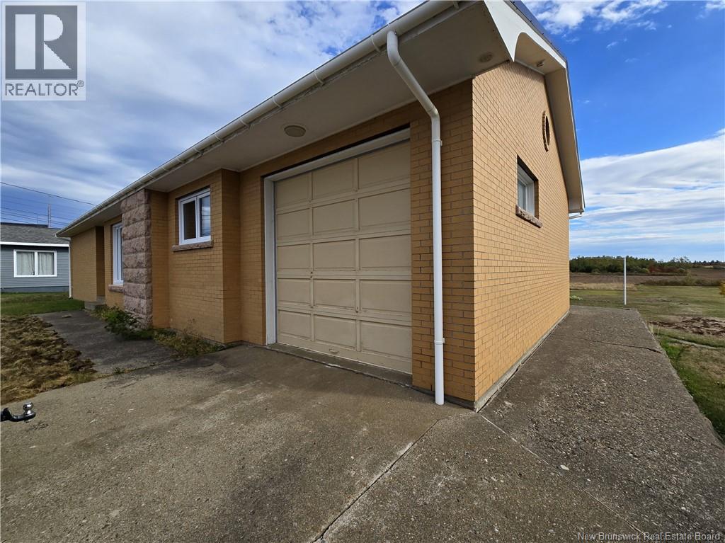 301 Acadie Street, Grande-Anse, New Brunswick  E8N 1B9 - Photo 3 - NB128631
