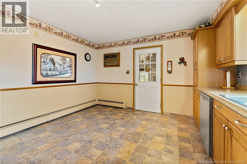 1802 Champlain Street, Dieppe, New Brunswick  E1A 7J1 - Photo 10 - NB128483