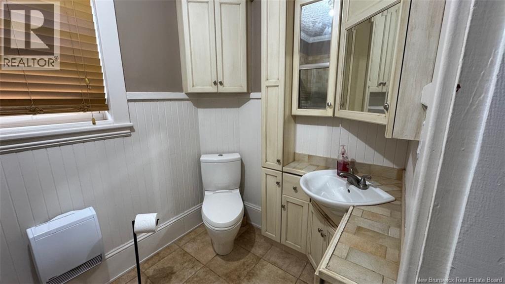 268 Victoria Street, Edmundston, New Brunswick  E3V 2H9 - Photo 25 - NB128725