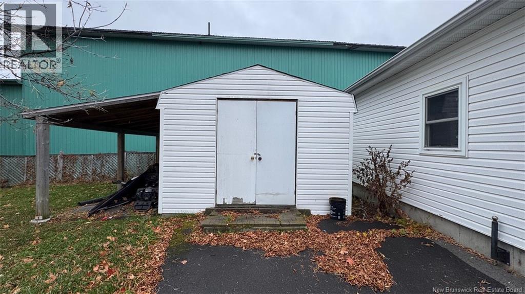 268 Victoria Street, Edmundston, New Brunswick  E3V 2H9 - Photo 27 - NB128725