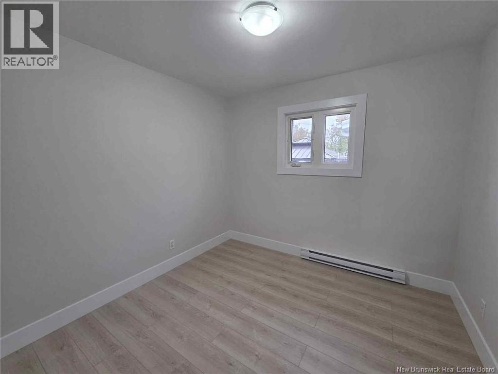 946 Meadow Avenue, Bathurst, New Brunswick  E2A 2H6 - Photo 24 - NB128684