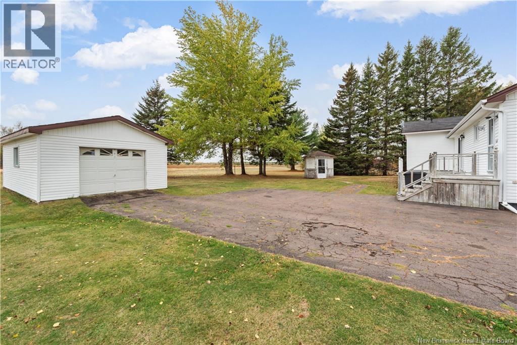 360 Chemin Cap Saint-Louis Road, Saint-Louis-De-Kent, New Brunswick  E4X 1P9 - Photo 5 - NB128665