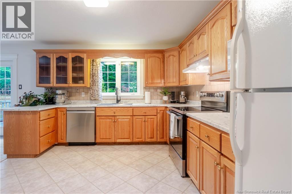 308 Douglas Avenue, Fredericton, New Brunswick  E3A 5T1 - Photo 10 - NB128602
