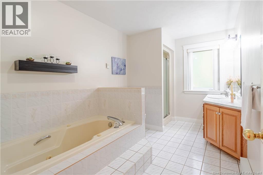 308 Douglas Avenue, Fredericton, New Brunswick  E3A 5T1 - Photo 18 - NB128602