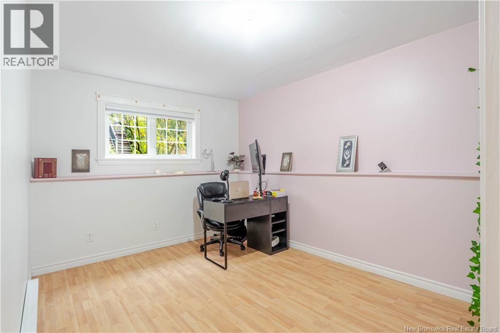 308 Douglas Avenue, Fredericton, New Brunswick  E3A 5T1 - Photo 33 - NB128602