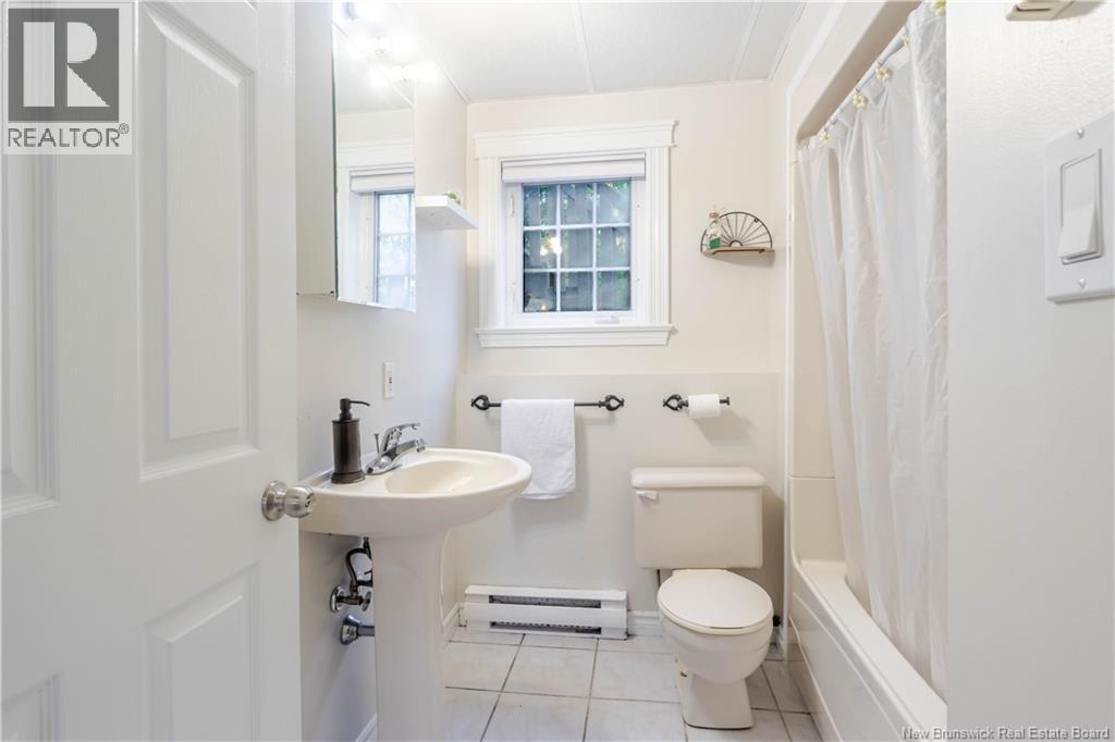 308 Douglas Avenue, Fredericton, New Brunswick  E3A 5T1 - Photo 39 - NB128602