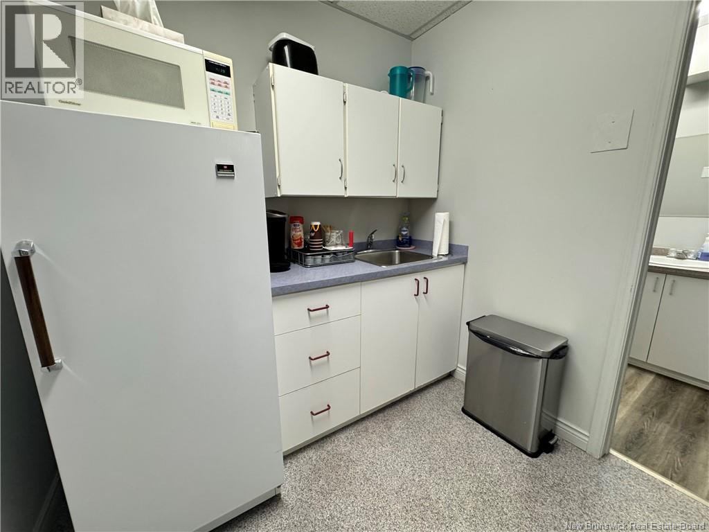 777 Everard H. Daigle Boulevard, Grand-Sault/grand Falls, New Brunswick  E3Z 3C6 - Photo 28 - NB128693