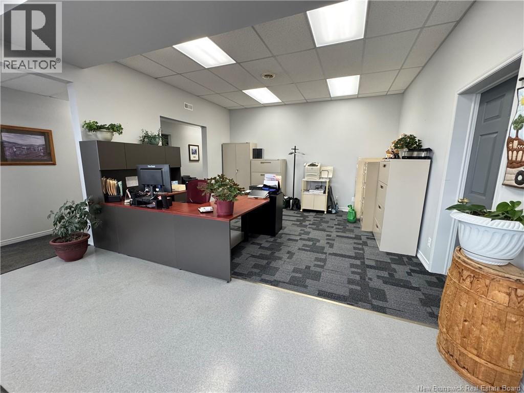 777 Everard H. Daigle Boulevard, Grand-Sault/grand Falls, New Brunswick  E3Z 3C6 - Photo 22 - NB128689