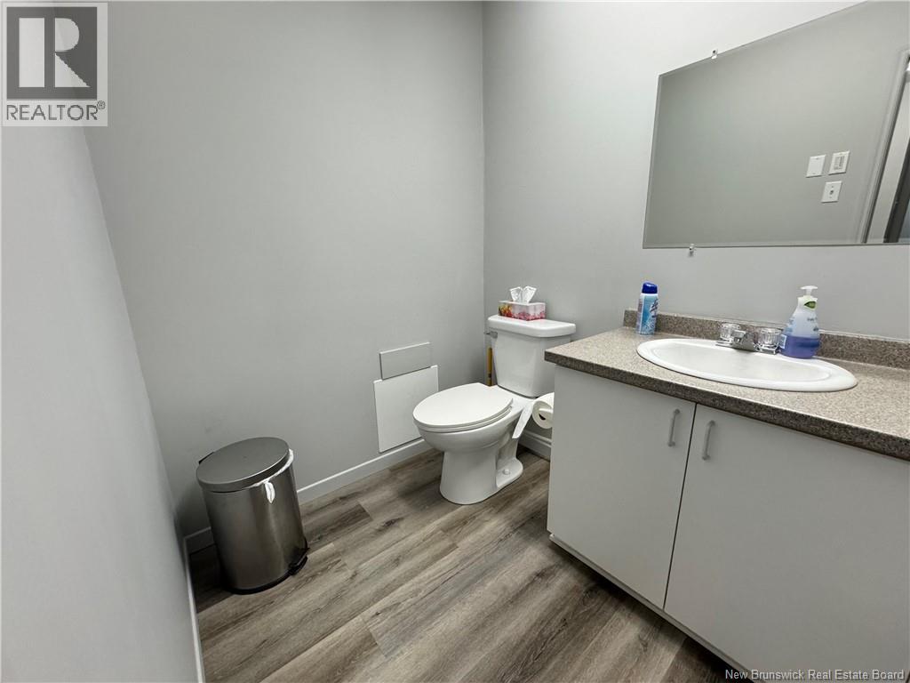 777 Everard H. Daigle Boulevard, Grand-Sault/grand Falls, New Brunswick  E3Z 3C6 - Photo 27 - NB128689