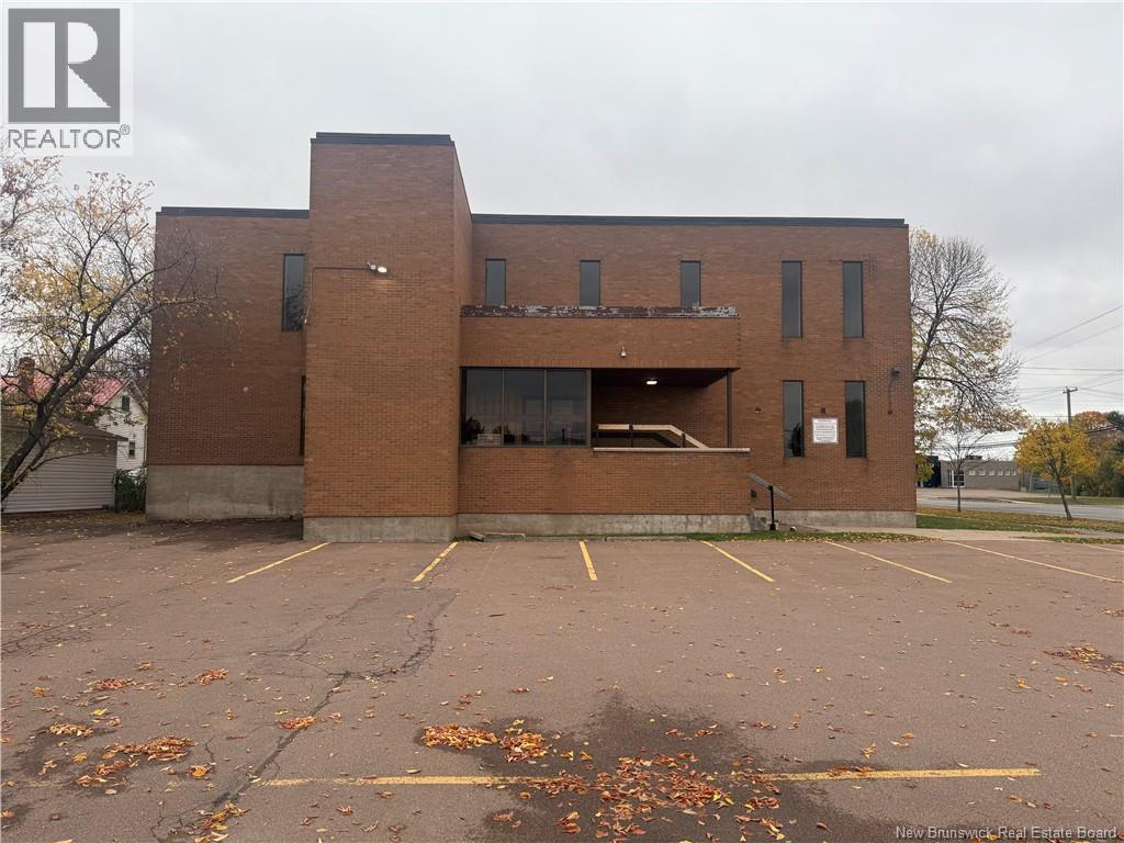 567 St George Street, Moncton, New Brunswick  E1E 2B9 - Photo 3 - NB128785