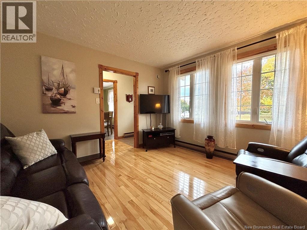 220 Francine, Beresford, New Brunswick  E8K 1N8 - Photo 13 - NB128614