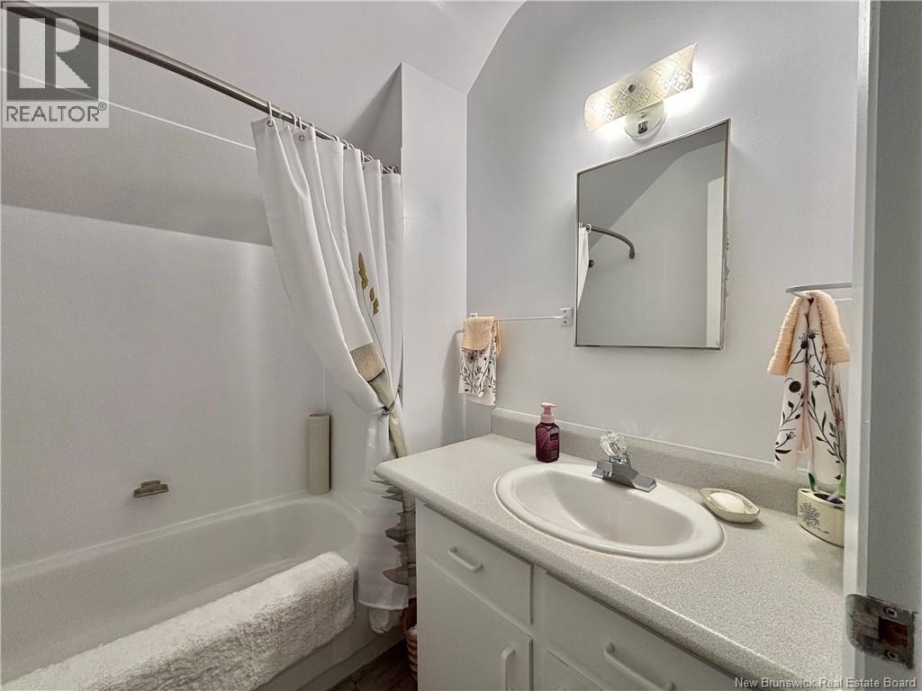 220 Francine, Beresford, New Brunswick  E8K 1N8 - Photo 24 - NB128614