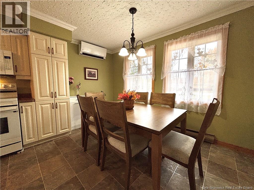 220 Francine, Beresford, New Brunswick  E8K 1N8 - Photo 9 - NB128614