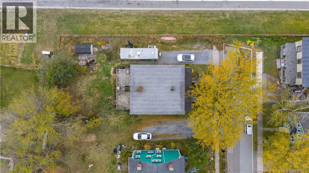 398-400 Algonquin Place, Saint John, New Brunswick  E2M 1N2 - Photo 2 - NB128815
