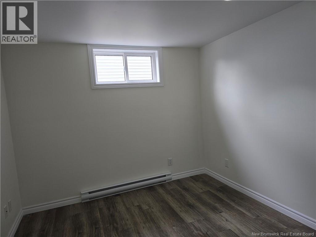 485 Varrily, Bathurst, New Brunswick  E8K 1W3 - Photo 28 - NB128777