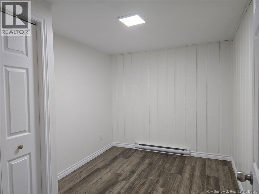 485 Varrily, Bathurst, New Brunswick  E8K 1W3 - Photo 31 - NB128777