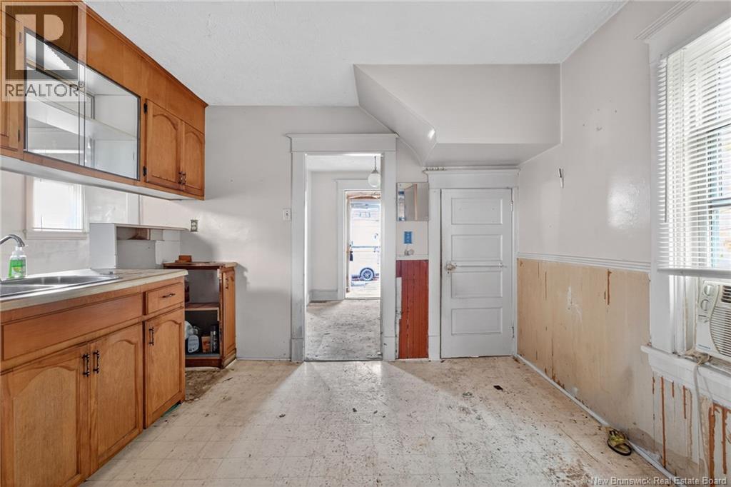 149 York Street, Moncton, New Brunswick  E1C 2Z1 - Photo 7 - NB128658