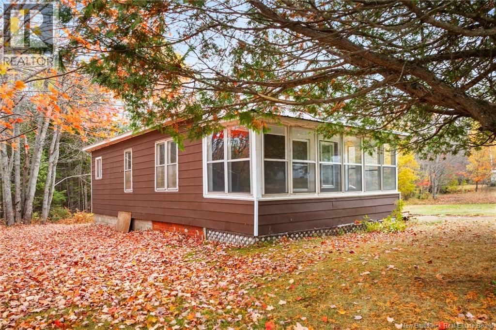 51 Dufferin Road, Chipman, New Brunswick  E4A 3X3 - Photo 3 - NB128730