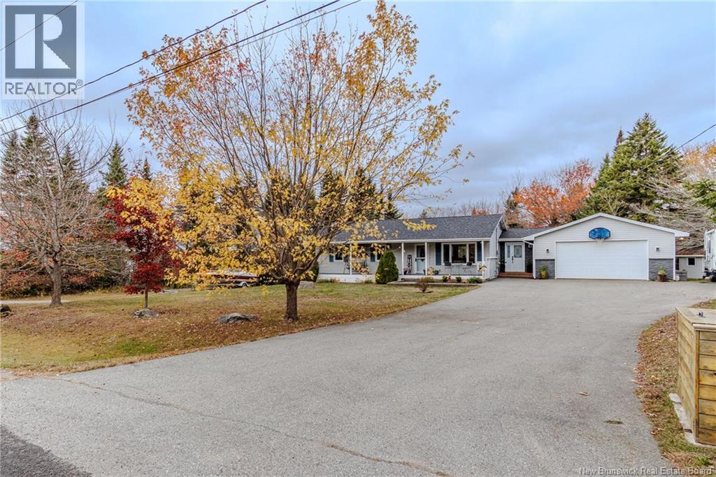 8 Oak Street, Willow Grove, New Brunswick  E2S 1L9 - Photo 2 - NB128845
