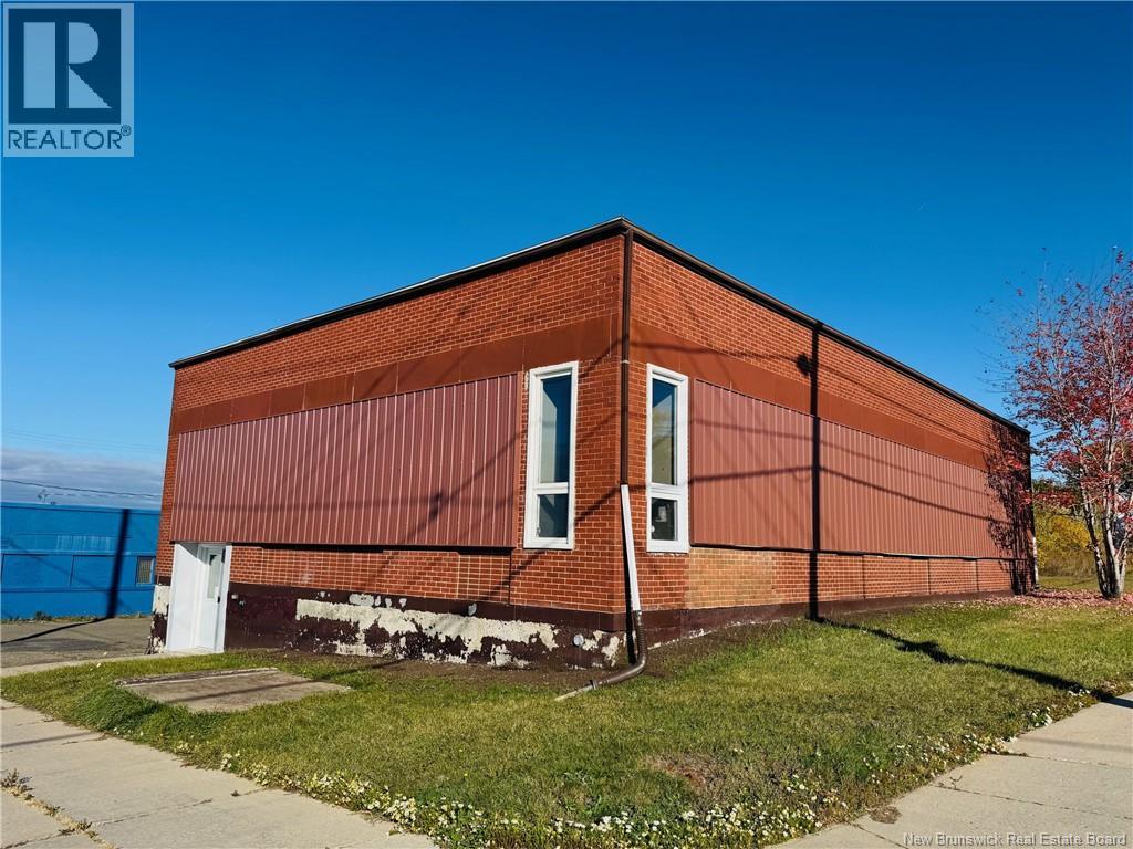 549 Adelaide Street, Dalhousie, New Brunswick  E8C 1B7 - Photo 1 - NB128832