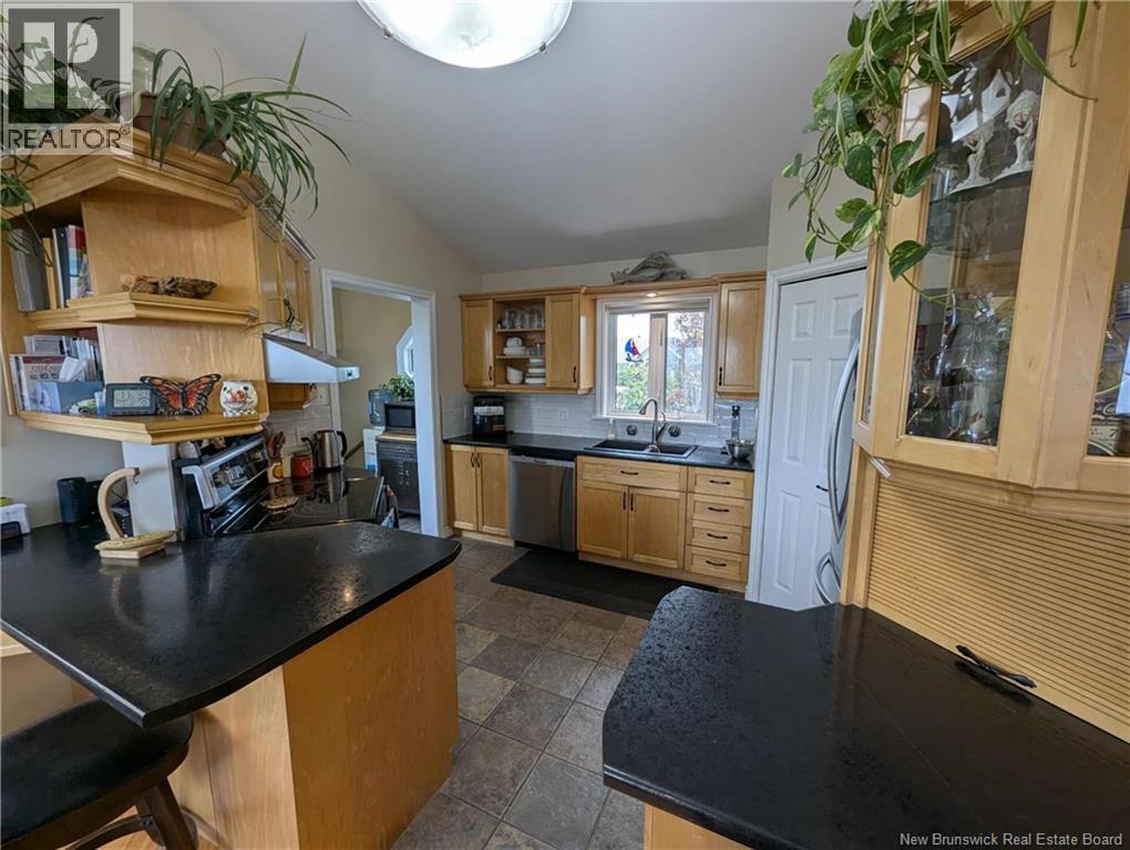 425 De La Baie, Nigadoo, New Brunswick  E8K 3P8 - Photo 9 - NB128847