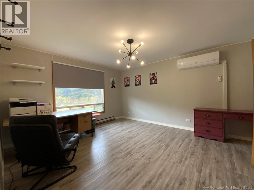922 Canada Road, Edmundston, New Brunswick  E3V 3X3 - Photo 11 - NB128846