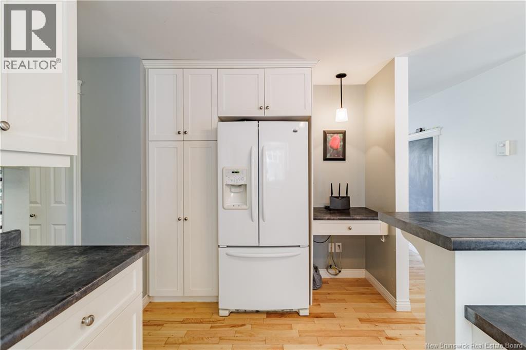 203 Green Avenue, Hanwell, New Brunswick  E3C 0A7 - Photo 25 - NB128867