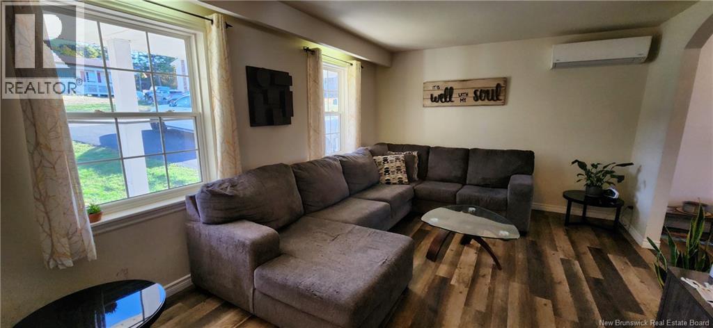 24 Sandalwood Crescent, Saint John, New Brunswick  E2M 5L3 - Photo 7 - NB128889