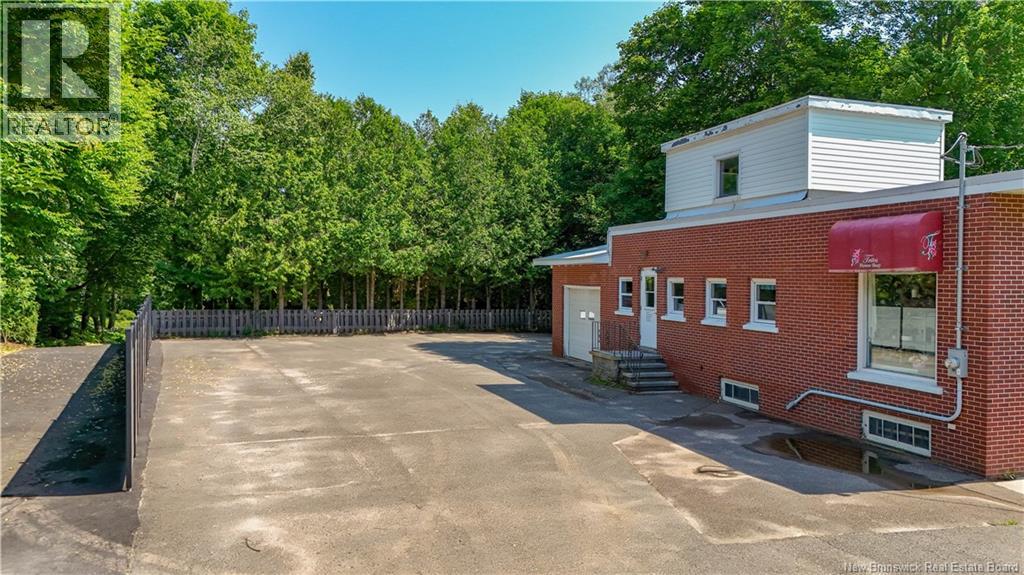 569 Woodstock Road, Fredericton, New Brunswick  E3B 2J2 - Photo 43 - NB128881