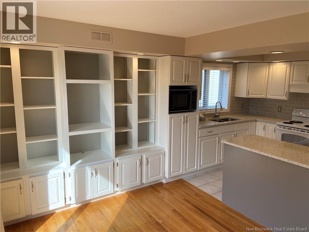 7 White House Court, Saint John, New Brunswick  E2M 5Z8 - Photo 11 - NB128642