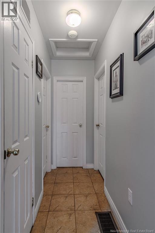 548 Kennebecasis River Road, Hampton, New Brunswick  E5N 6L3 - Photo 12 - NB128772
