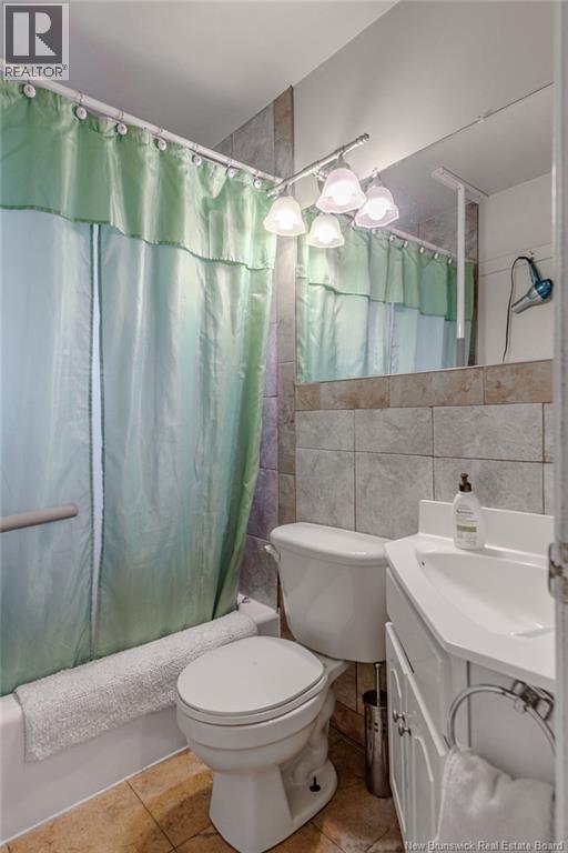 548 Kennebecasis River Road, Hampton, New Brunswick  E5N 6L3 - Photo 15 - NB128772