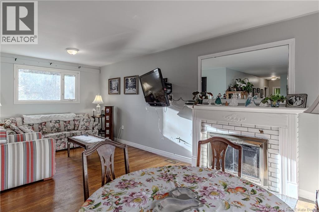 548 Kennebecasis River Road, Hampton, New Brunswick  E5N 6L3 - Photo 6 - NB128772