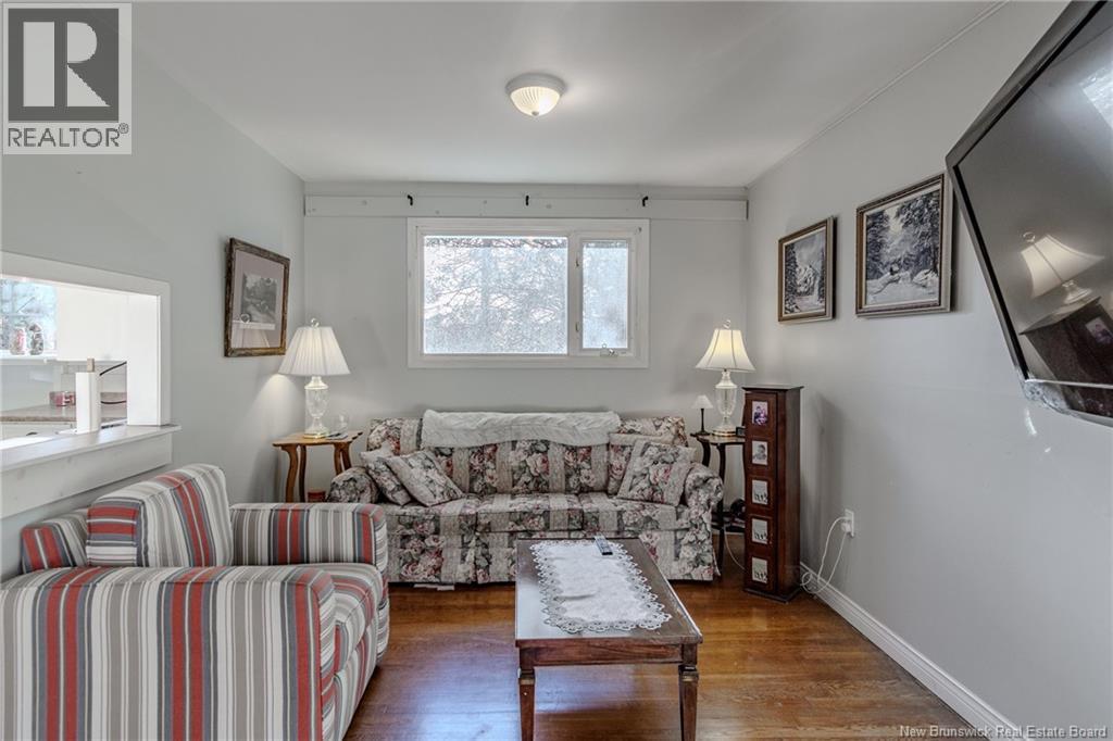 548 Kennebecasis River Road, Hampton, New Brunswick  E5N 6L3 - Photo 7 - NB128772