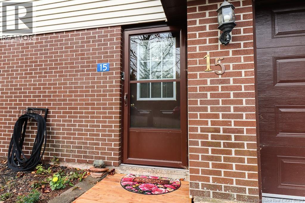15 Hillsview Crescent, Rothesay, New Brunswick  E2E 3N5 - Photo 2 - NB128874