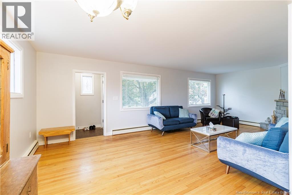887 York Street, Fredericton, New Brunswick  E3B 3R9 - Photo 10 - NB128883